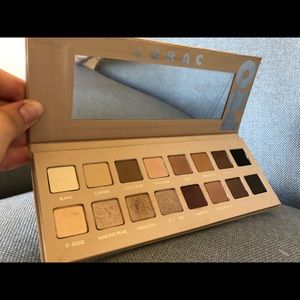 Lorac pro